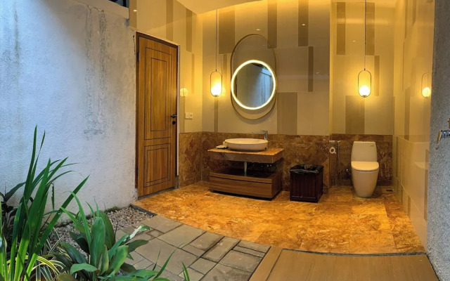 Beach Rock Resort Belitung