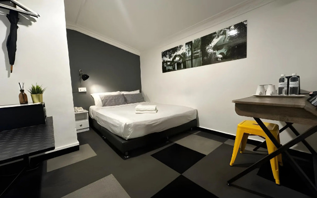 Check-Inn at Little India