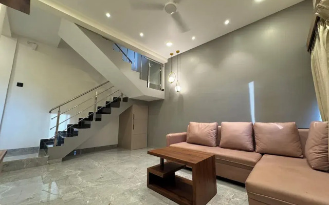 Hotel Sadhana Executive