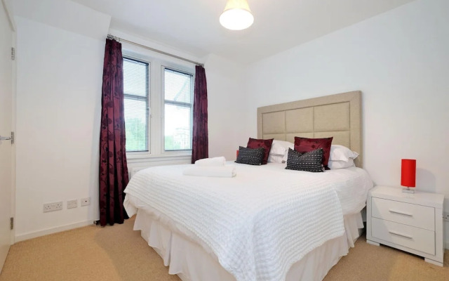 Lovely Aberdeen Home Close to the Scottish Coast