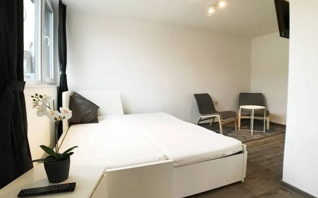 Living at Klassvilla - Quarter No. 6