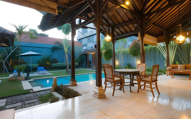 Bali Royal Heritage Villas