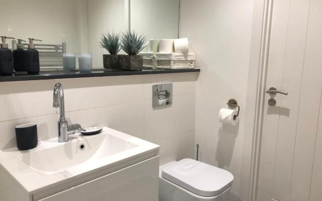 Boutique Collection in Reading by Creatick