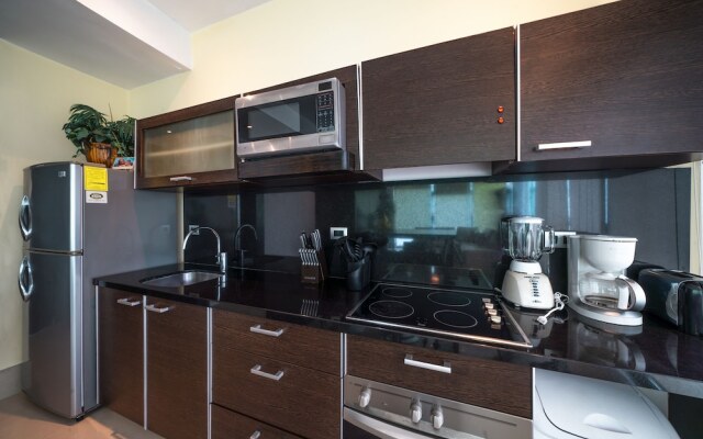 The Loft - Just 4 blocks from the beach