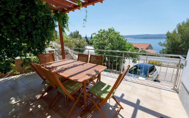 Apartments Sara & Nina