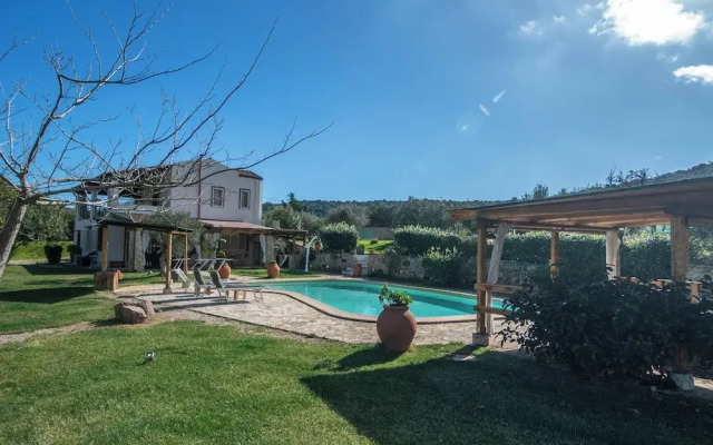 Villa Meris(36Km Away From Sassari)(No Front Desk Please Contact The Property 5 Days In Advance)