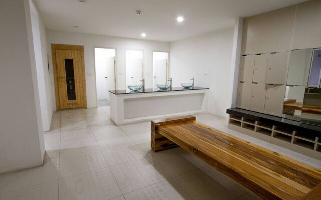 Luxury Condo Nimman, Best Location, Poolsauna