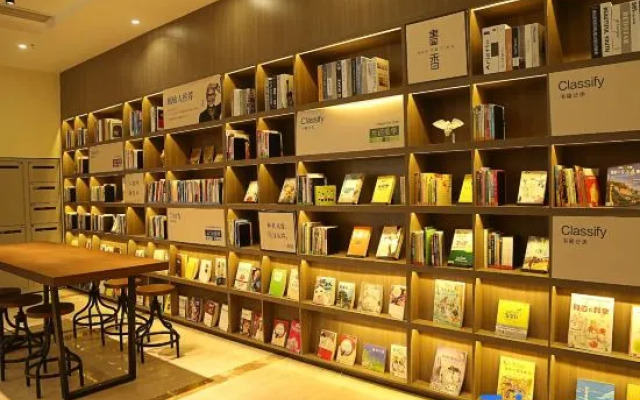 HanTing Hotel (Nanchang Xianghu Nanda First Affiliated Hospital Hotel)