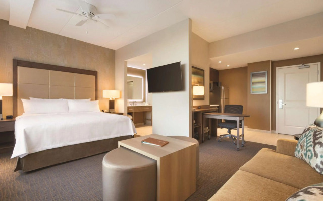 Homewood Suites by Hilton Calgary Downtown