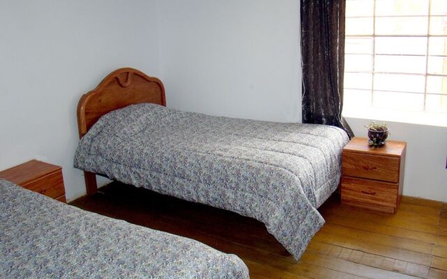 Tupackers Hostel