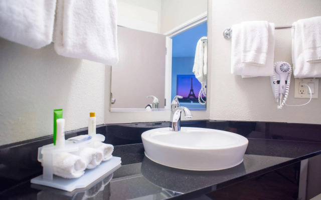 Studio Z, an Ascend Collection Hotel