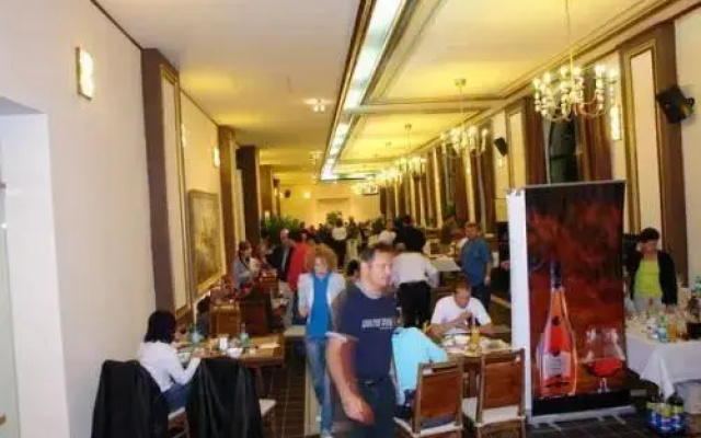 Hotel Palace RRT