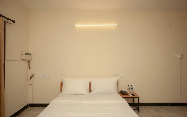 OYO 24150 SilverKey Egmore