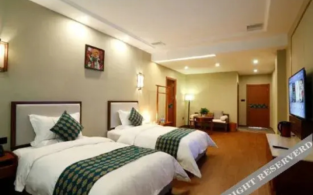 Enshi love Qingjiang hotel(Tujia daughter City store)