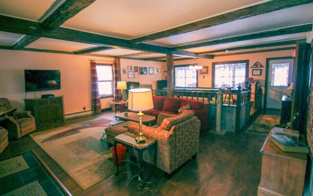 Admiral Peary Inn Bed & Breakfast
