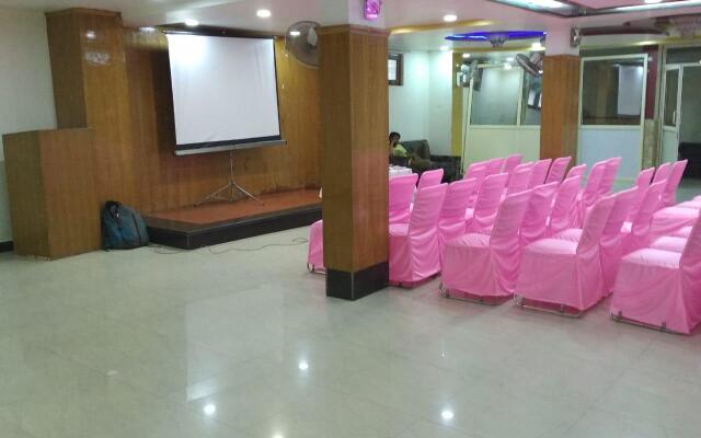 Hotel City Plaza & Restaurant