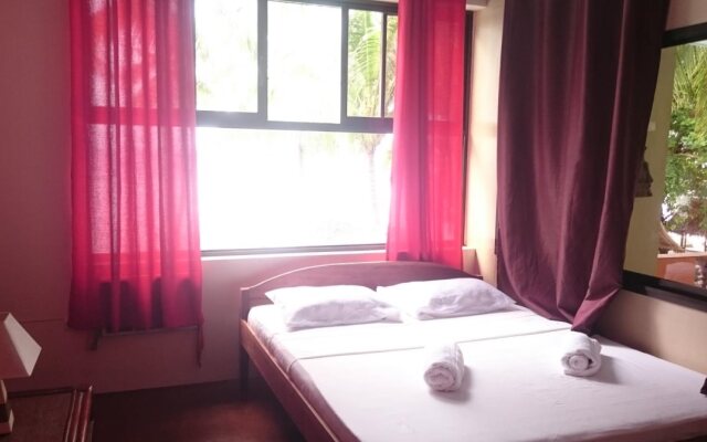 Escapada Seaside Hotel