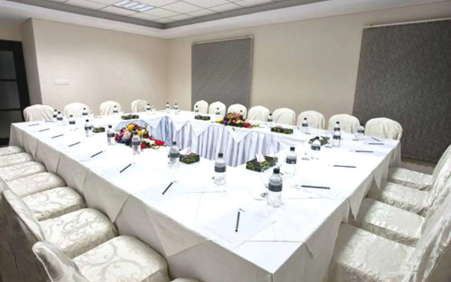 Innotel Luxury Business Hotel