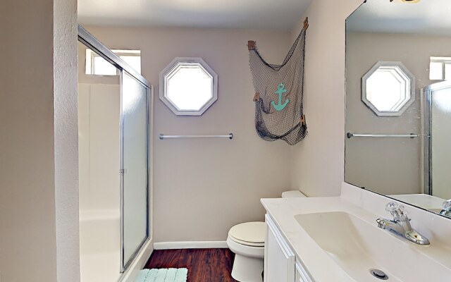 19 Hilltop House by RedAwning