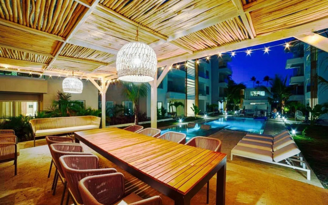 Luxurious Condo Steps From The Beach G2 Los Corales Playa Bavaro