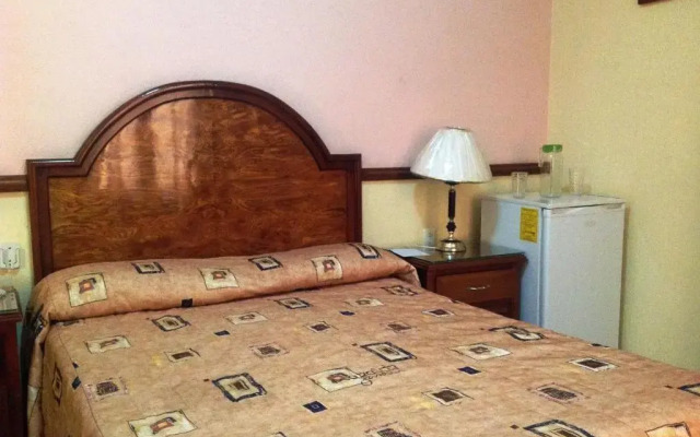 Hotel Plaza Jardín