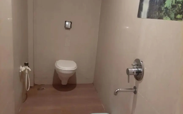 Hotek Krishna Sai Kutir