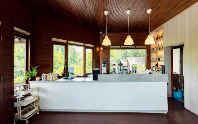 RedDoorz Resort @ Taman Wisata Mangrove