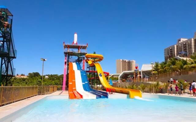 diRoma Resort com um dia no Acqua Park