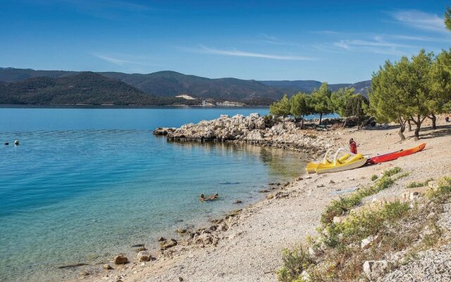 Stunning Home in Komarna With 2 Bedrooms and Wifi