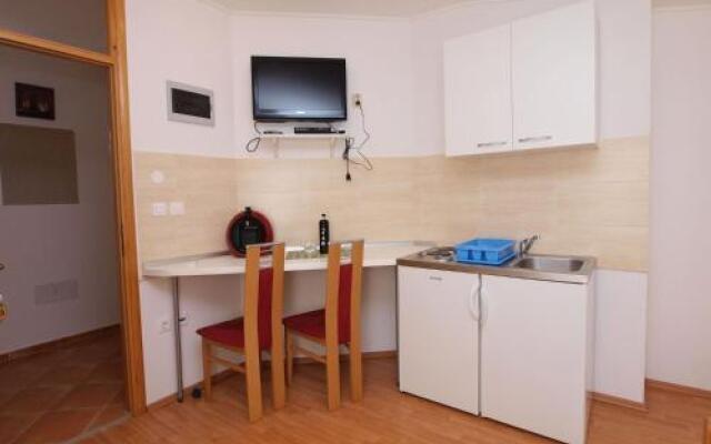 Apartment 1020