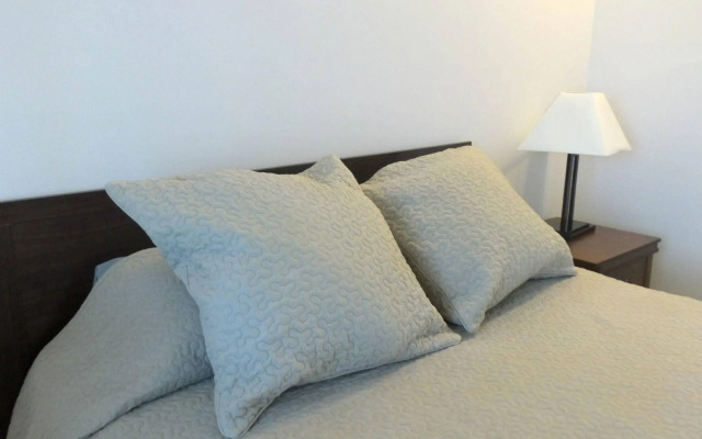 Beleza Pura Apartments at Darkwood