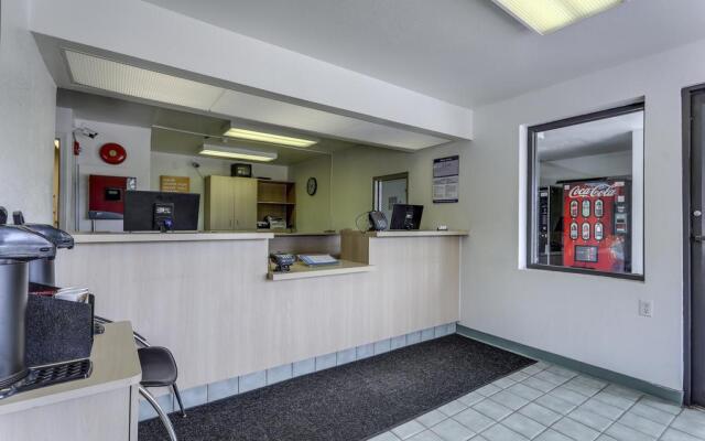 Studio 6 Lafayette, LA – I-10 & I-49 N