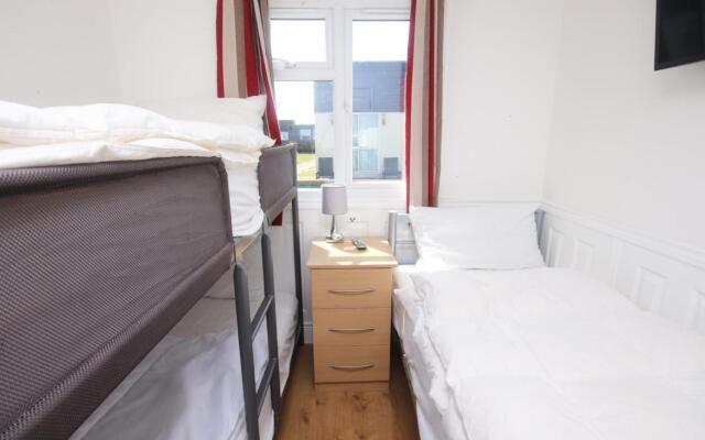 29C Medmerry Park 2 Bedroom Chalet