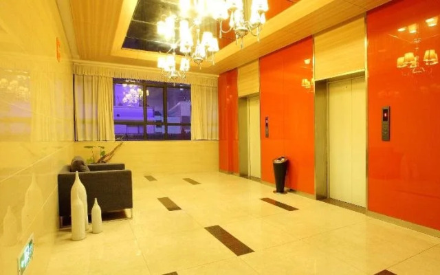 Yunqi Hotel