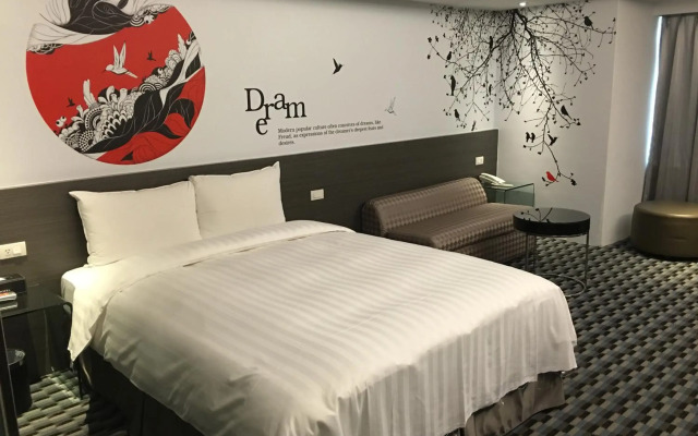 Chiayi Look Hotel
