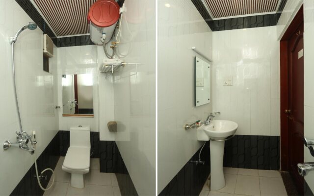 Grest Hotel by OYO Rooms