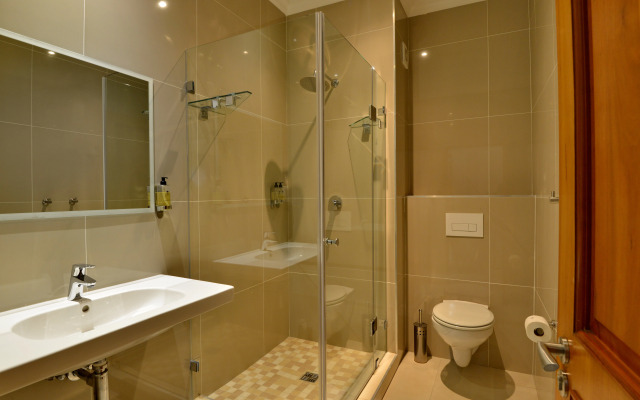 Val Du Charron Wine & Leisure Estate