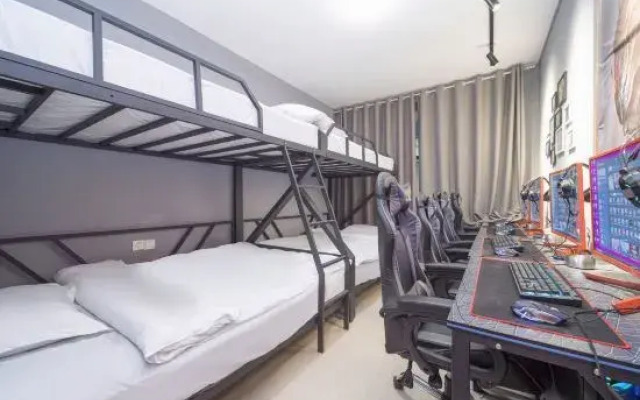 Shuangzi Electric Gaming Apartment