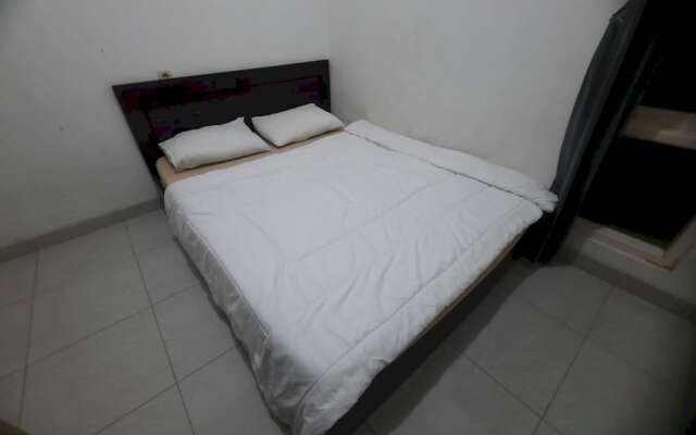 OYO 93870 Damai Guest House Cirebon