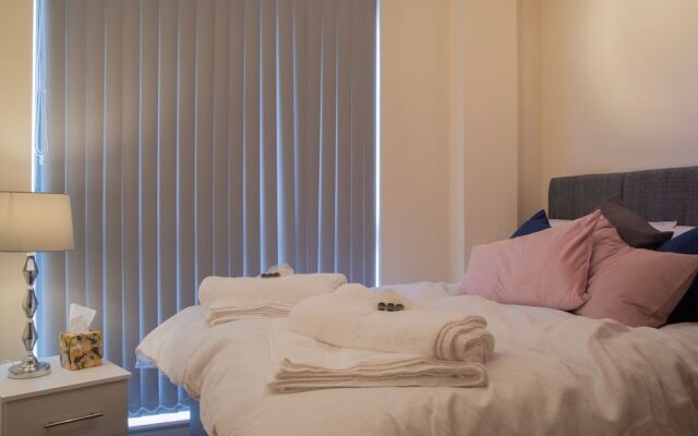 Karah Suites - Motorpoint Arena