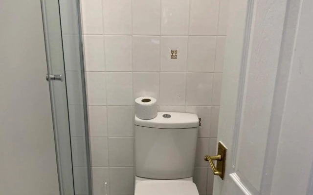 Whites Hotel