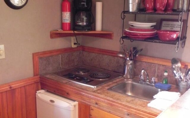 Apache Village Cabins
