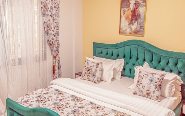 G&G Residency