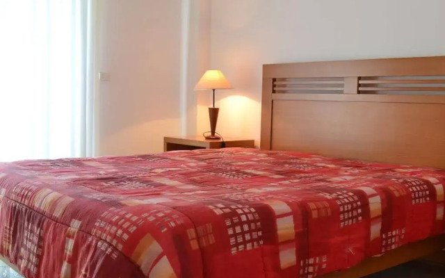 Condominio Jardins Santa Eulalia by Garvetur