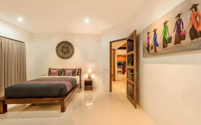 Manis, Luxury 3 Bedroom Heart of Seminyak