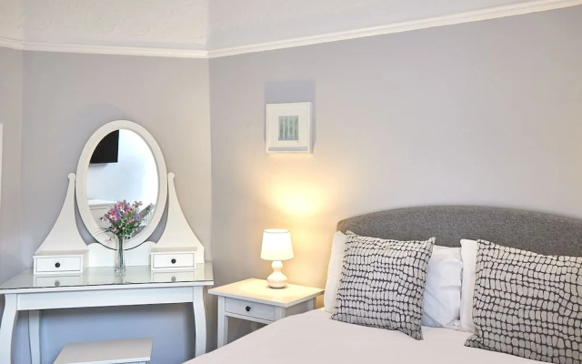 Host Stay The Glaisdale at Brunswick Holiday Apartments