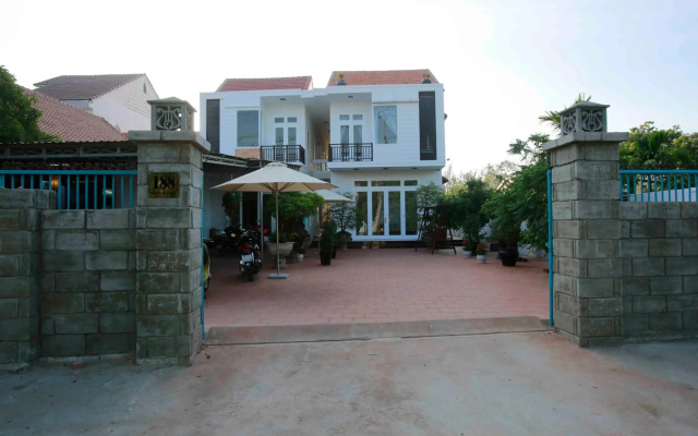 Basil Homestay and Hostel