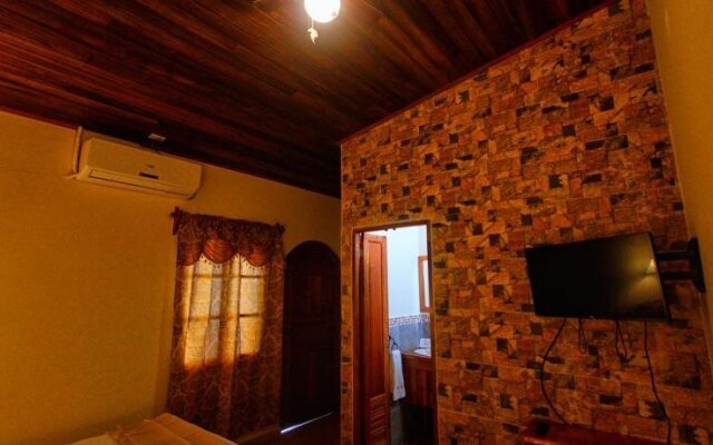 Hotel Mirna