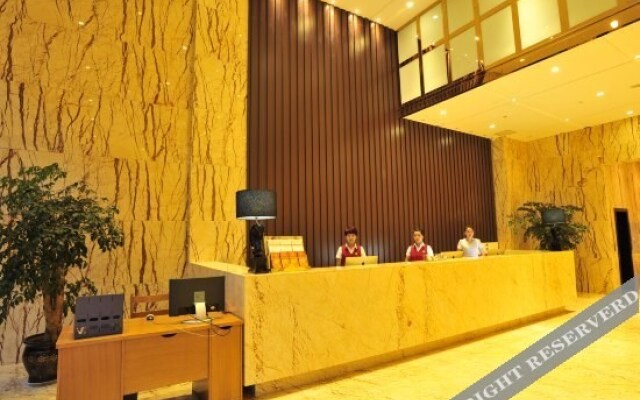 Yijia City Hotel (Fangte Oriental Mythology Playground)