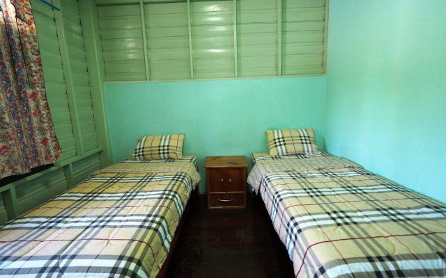 San Sook Place Guest House
